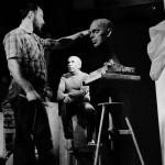 Скульптор Александр Рябичев работает над портретом отца скульптора Даниила Рябичева